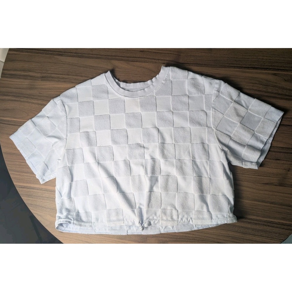 UGG Women's XL White Checkerboard Textured Cropped T-Shirt Short Sleeve Y2K Insp